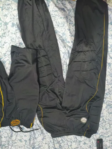 Calça e shorts de goleiro almofadada tamanho M