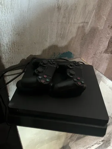 Ps4 slim