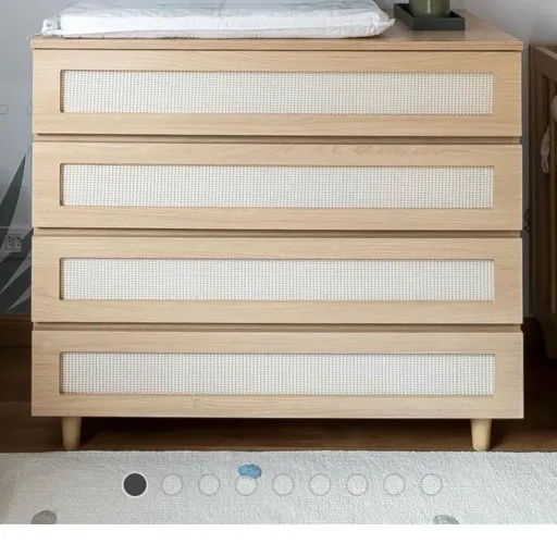 Lilibee CÔMODA DE BEBÊ HAUS NATURE COM PALHA E 4 GAVETAS CARVALHO 110CM