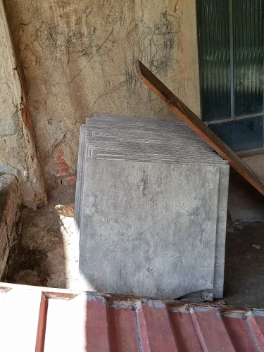 Vendo mais de 8 metros de piso e porcelanato 