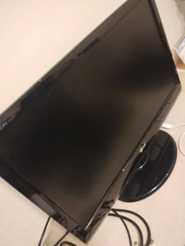 LG Flatron w2353v - ótimo estado