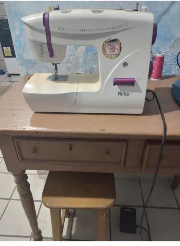 Maquina de costura doméstica