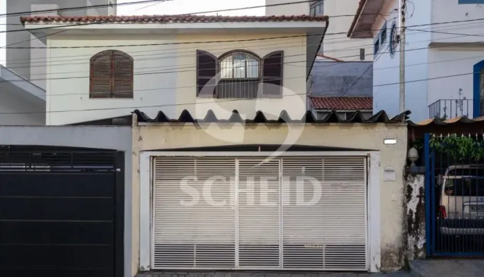 Sobrado a venda na Vila Mascote com 185m, 4 dormitórios, 2 suítes e 2 vagas.