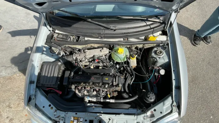 Chevrolet Corsa Sedan Super/ Classic 1.6 MPFI 8V 4 2003