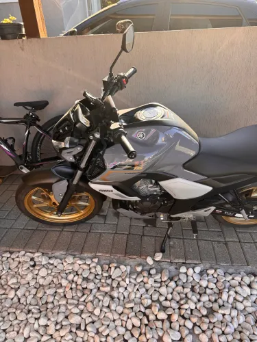 Vendo Fz15 2026
