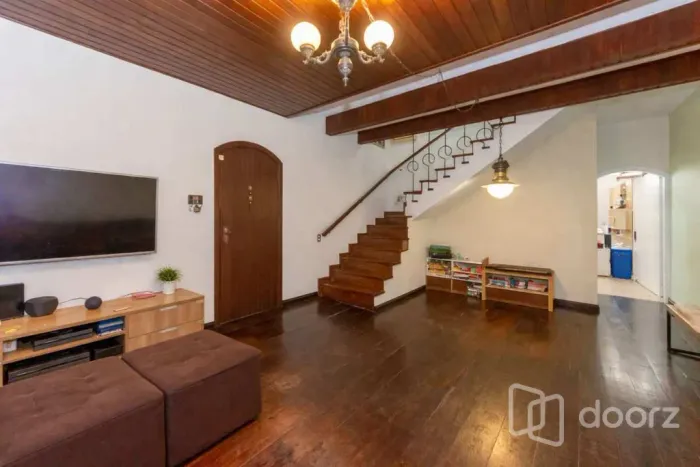 Imóvel na Ciridião Durval com 3 dormitórios e 190m²