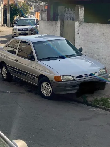 Ford Escort Ghia 1.8i / 1.8 / 1.6 (álcool) 1994