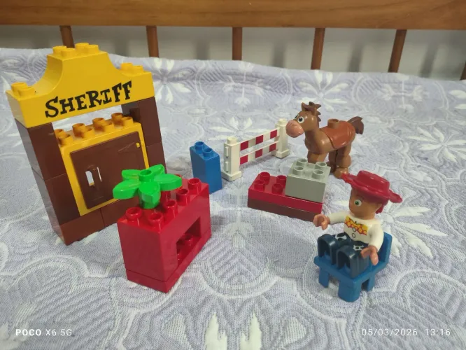 Brinquedo lego duplo toy story jessies round up sheriff completo raro