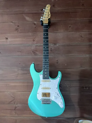 Guitarra Tagima Tw-520 HSS