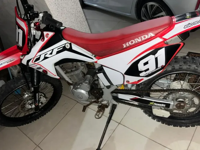 Honda crf 230