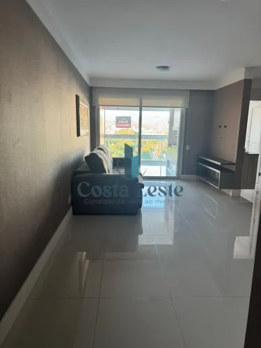 Excelente apartamento de 2 suítes na Agronômica
