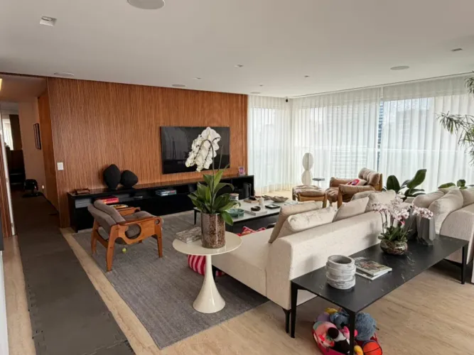 Apartamento para venda em Vila Olímpia com 2 quartos, sendo 2 suítes, 152m²