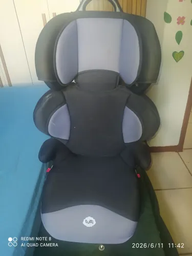 Vendo cadeirinha infantil para carro 