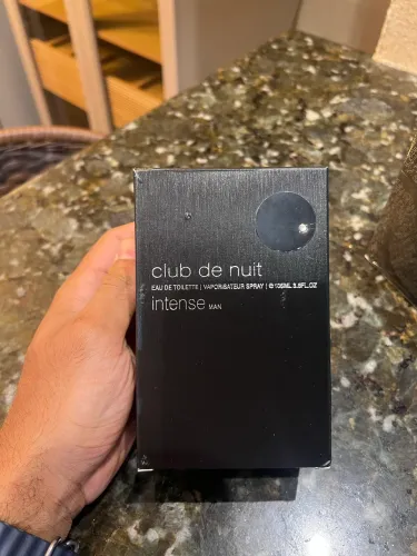 Perfume Armaf Club de Nuit Intense Man 105ml - Lacrado