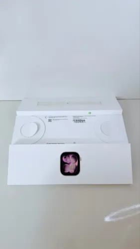 Apple Watch Series 11 GPS 42mm Rose Gold Novo Lacrado