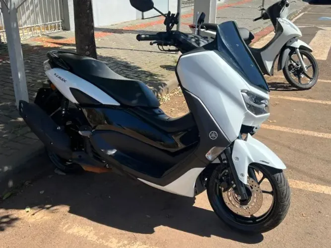 Yamaha 160 Nmax impecável