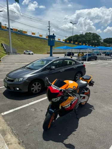 Cbr1000rr Repsol 2011/ 10mil km zerada 