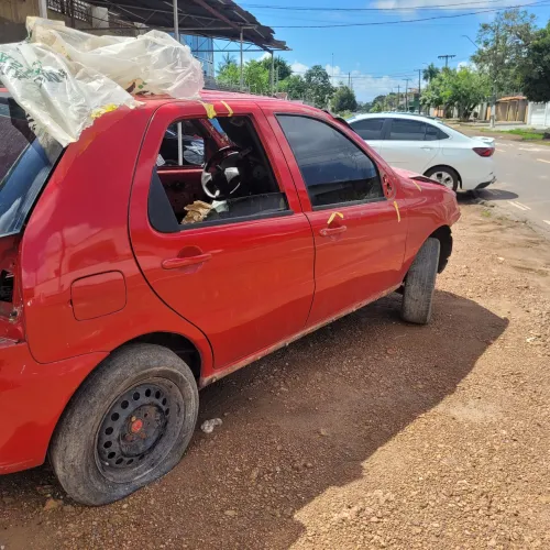 Peças da lataria do palio e acessórios