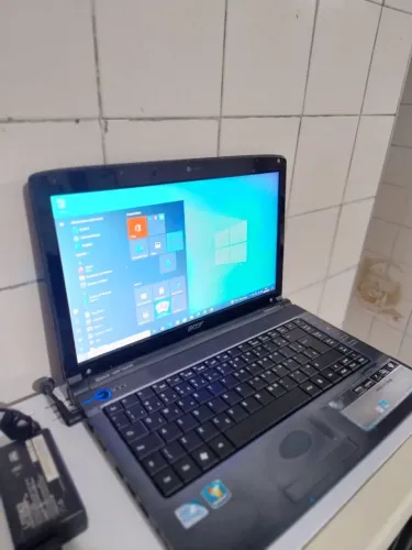 Notebook Acer / Intel dual Core/4GB/HD 500GB / pacote office/win10
