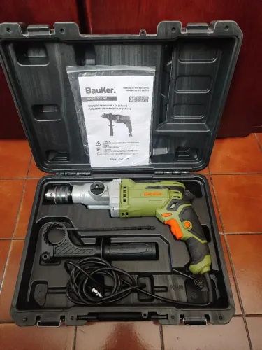 Furadeira Bauker 1050w