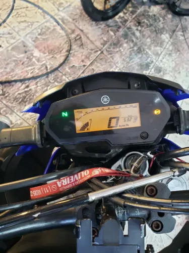 Vendo lander xtz 250 práticamente de garagem usava pra ir e voltar do trabalho 