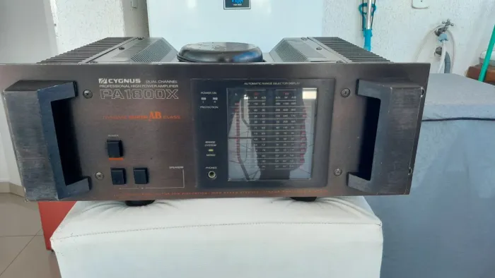Potencia Cygnus PA1800X