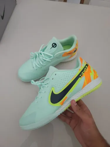 CHUTEIRA FUTSAL NIKE TIEMPO TAMANHO 41