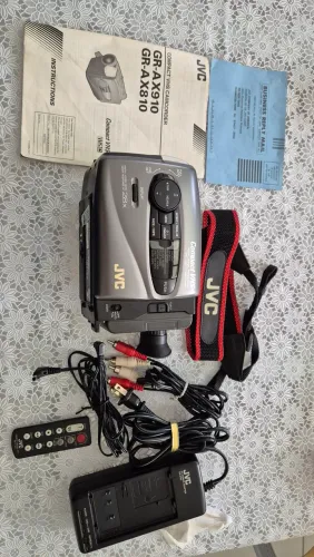 Filmadora JVC Compact VHS
