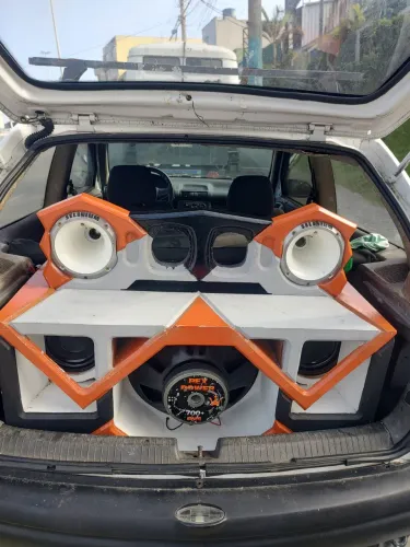 Troco Som automotivo + jogo de roda aro 13 