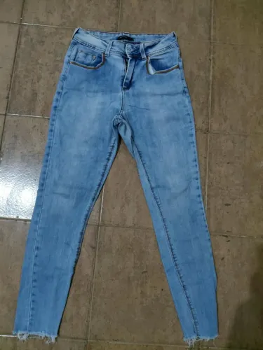 Calça Jeans Skinny Clara Barra Desfiada - Marfinno - Tamanho 36