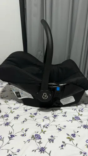 Bebê conforto 