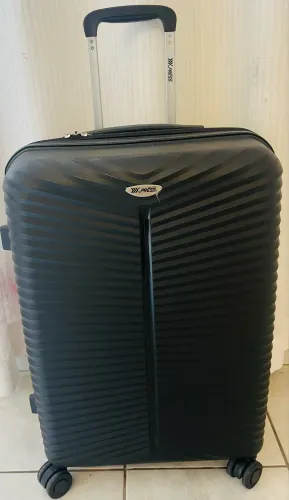 Mala Média 23kg Nova. Xpress New York. Comprada na Flórida.