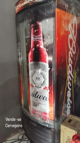 Freezer cervejeiro.