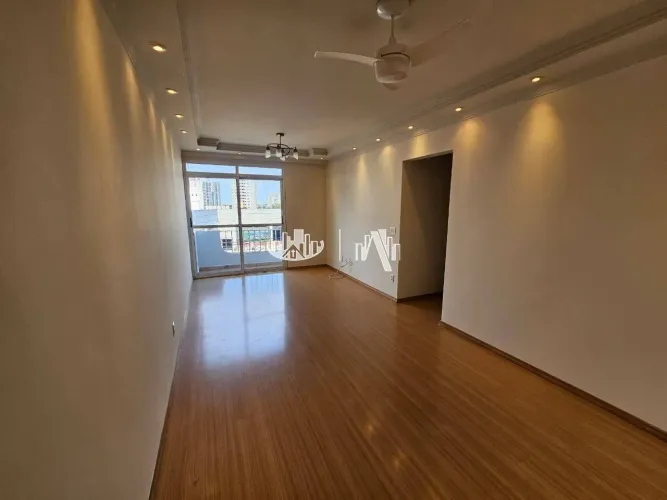 Apartamento no Edif. Santa Clara com 3 Quartos para alugar, 77 m² por R$ 2.400/mês - Jardi