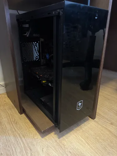 PC GAMER i5 8600k GeFORCE1060 6GB