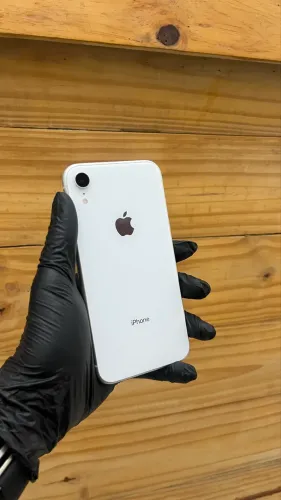 IPHONE XR 64GB