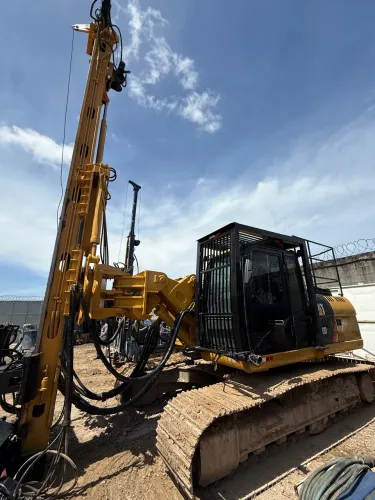 Perfuratriz para estaca raiz