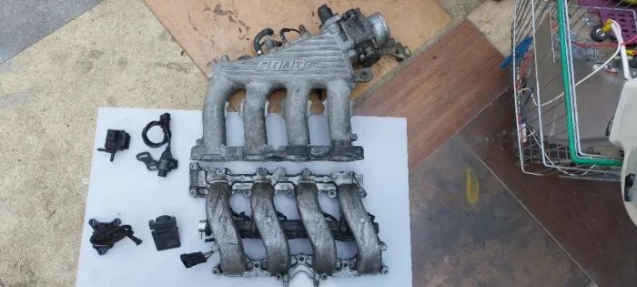 Coletor de admissão motor Fiat 1.6 16V pode equipar carros como Palio, Siena, Strada