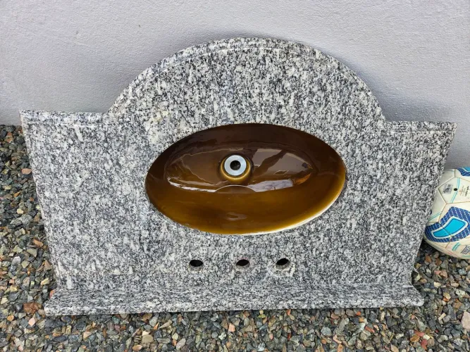 Vendo pia de mármore