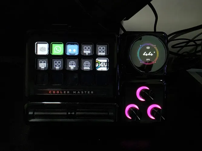 Stream deck MASTERHUB com acessórios