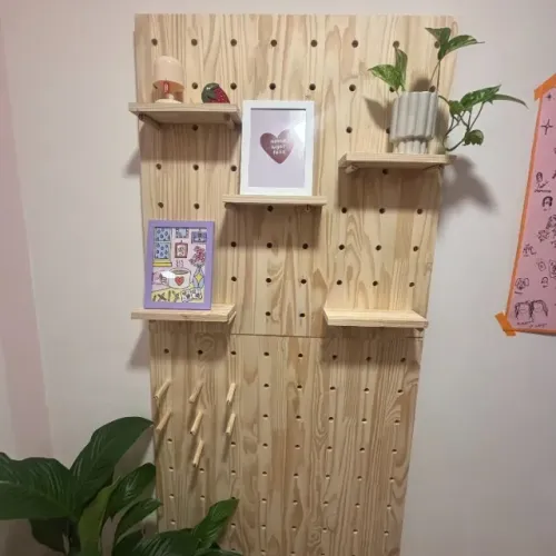Painel Pegboard 80x165 em pinus 18mm