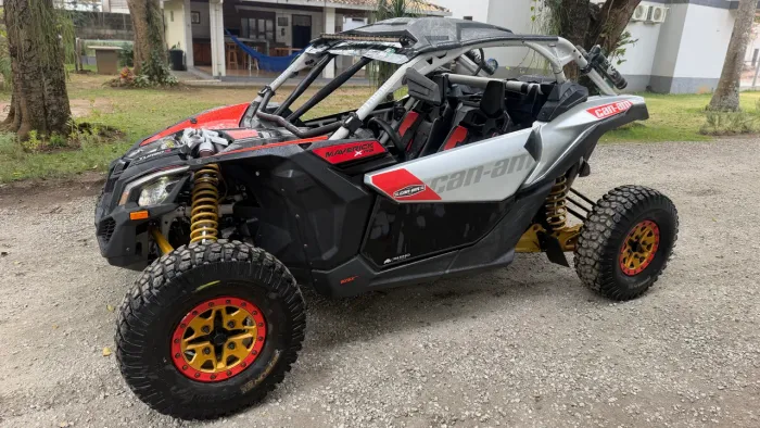 CAN-AM MAVERICK X3 XRS 175HP APENAS 7.000 KM