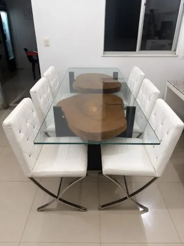 Mesa de Jantar grande com Vidro 8mm - OPORTUNIDADE