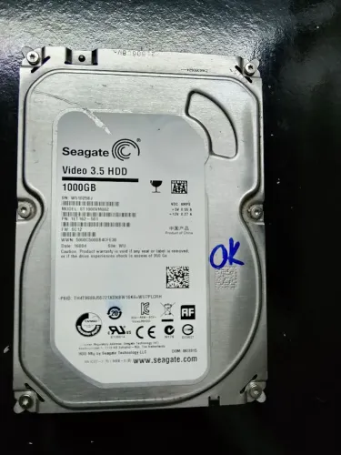 Hd 1TB disco Seagate semi novo