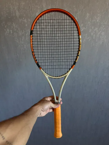 Raquete de tenis da HEAD