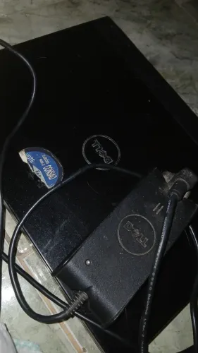Notebook Dell p conserto/ retirada de peças