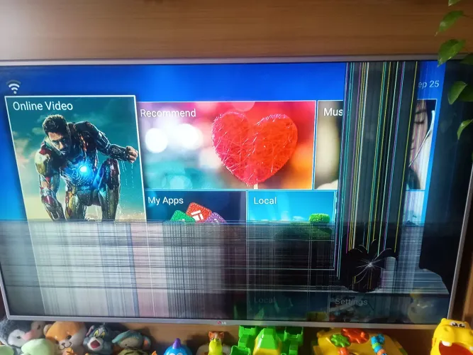 Tv LG 65 tela quebrada