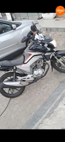 Titan 160 edição 40 anos