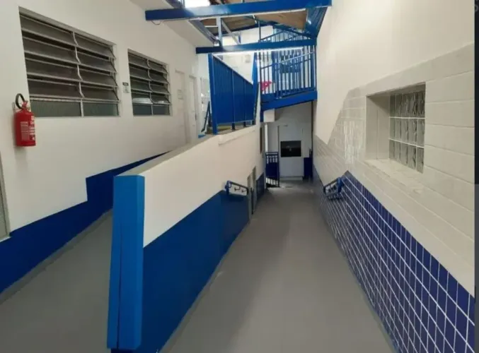Prédio para locação, estrutura escolar com 9 salas e 16 benheiiros - Penha de França, São