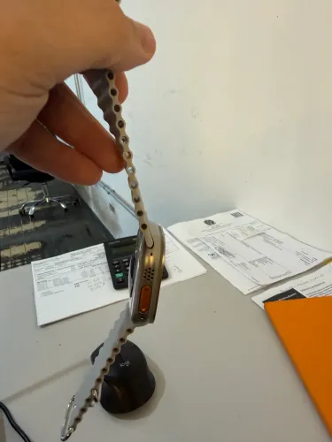 Apple Watch Ultra 1